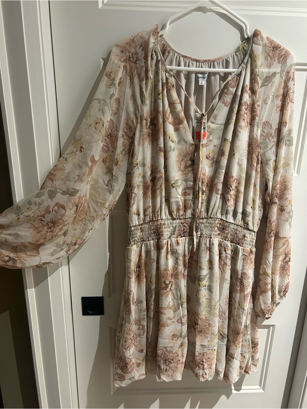 Reitmans Cream and Tan Floral Long-Sleeve Tie-Neck Dress